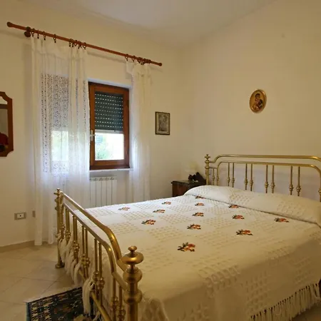 Casa Di Michele E Chiara Масса